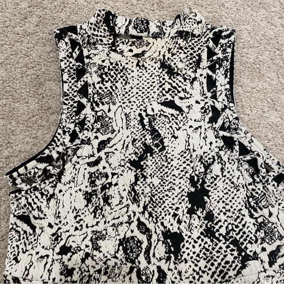 Free people black and white peplum tunic / top - Picture 2 of 7